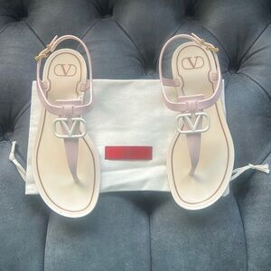 Valentino Rockstud Pink V Logo PVC Thong Rubber Jelly Ankle Strap Flat Sandals